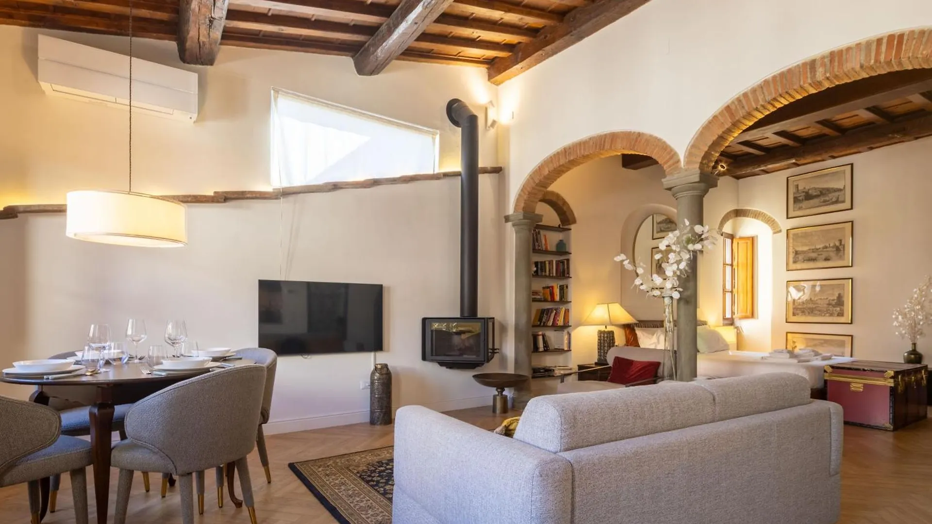 Monalda Tower Apartment Florence