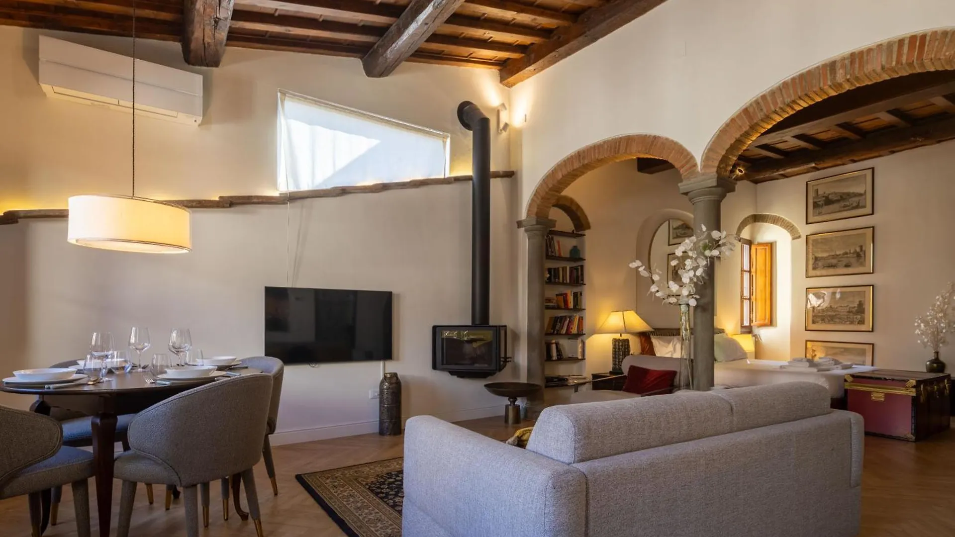 Monalda Tower Apartment Florence